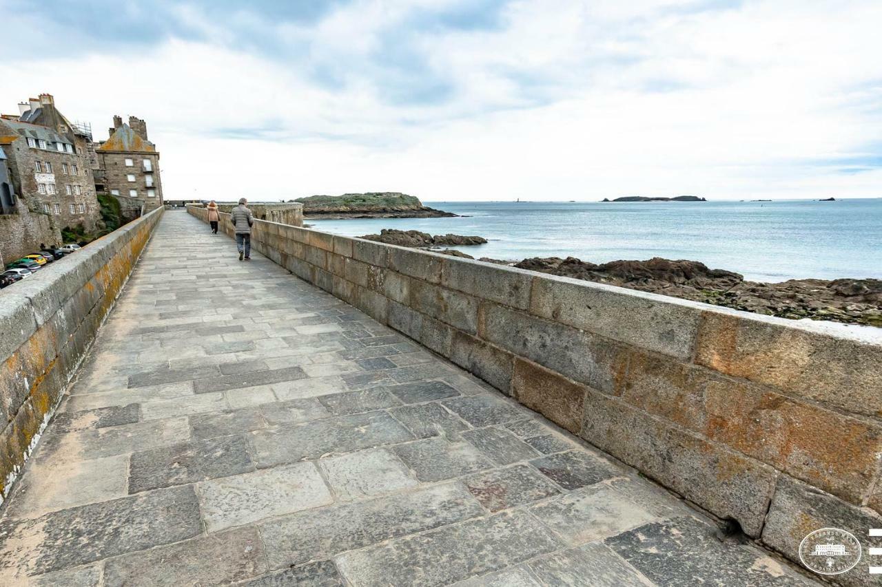Appartements Des Marins Saint-Malo Bagian luar foto